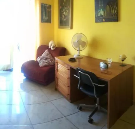 Center View Sea Homestay Salerno